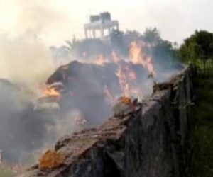 مہاویری جھنڈہ کے درمیان فرقہ وارانہ جھڑپ، قبرستان میں لگائی آگ، کئی افراد زخمی، پولیس تعینات، حالات قابو میں