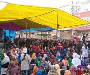 شاہین باغ : عورتوں نے کہا ہم تمہاری ماں اور بہن کو دیں گے 5000 بھیج دو یہاں