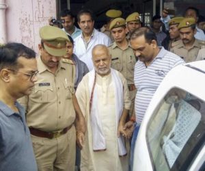 ریپ کیس معاملہ میں بی جے پی لیڈر چنمیانند کو ملی ضمانت