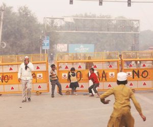 جامعہ سے نوئیڈاجانے والی سڑک 70 دنوں بعد آج کھول دی گئی ۔ کالندی کنج روڈ پر احتجاج بدستور جاری
