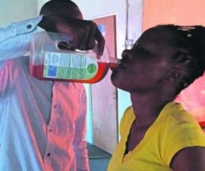 کینیا میں کورونا سے بچنے کیلیے ڈیٹول پینے کے سبب 59 افراد جاں بحق 