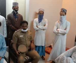 کشن گنج کے 28 طلباء و طالبات کو بنگلورو سے واپسی پر چنئی میں روک لیا گیا، پیام سدرہ کے احمد علی صدیقی نے فوری طور پر پہونچ کر ضروری مدد فراہم کی