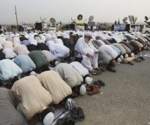 پاکستان : باجماعت نماز اور تراویح کی مشروط اجازت!