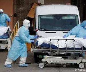 کورونا: موت کا کنواں بنتا جا رہا ہے امریکہ، 24 گھنٹے میں 2000 اموات