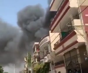 پاکستان ائیرلائنس کا طیارہ کراچی ائیر پورٹ پر حادثہ کا شکار، 100 سے زیادہ ہلاکتوں کا اندیشہ