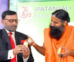 ’کورونیل‘ دوا کو دھوکہ بتاتے ہوئے بابا رام دیو کے خلاف کیس درج، سماعت 30 جون کو