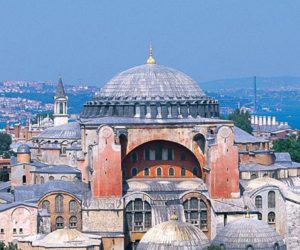 80 سال بعد ’ آیا صوفیہ ‘ سے دوبارہ گونجیں گی اللہ اکبر کی صدا، کمال اتاترک نے اسے میوزیم میں تبدیل کردیا تھا