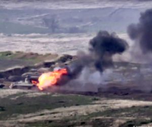 مسلم علاقے پر مسيحی عليحدگی پسندوں کا قبضہ: آذربائيجان اور آرمينيا کے مابین شدید لڑائی