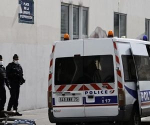 پیغمبر اسلام کے خاکے کلاس میں دکھانے والے استاد کا سر قلم!