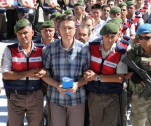 ترکی: حکومت کے خلاف بغاوت کرنے والے فوجی افسران سمیت 337 افراد کو عمر قید کی سزا