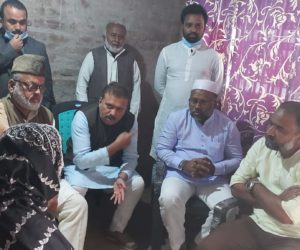 حاجی پور گلناز کی ماں سے ملنے پہونچے ایس، ڈی، پی، آئی کے قومی نائب صدر دہلان باقوی و دیگر قومی وصوبائی لیڈران، فاسٹ ٹریک سماعت کا کیا مطالبہ