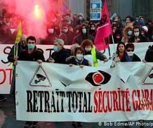 ’انسداد اسلامی شدت پسندی بل‘، فرانس میں مظاہرے