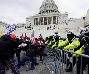 ٹرمپ کے حامیوں کا کانگریس کی عمارت پر دھاوا، واشنگٹن میں کرفیو نافذ، امریکی تاریخ کا سیاہ ترین دن: جوبائیڈن