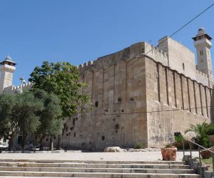 فلسطین: مسلمانوں کے مذہبی امور میں اسرائیل کی کھلی مداخلت، مسجد ابراہیمی کو کیا بند، نمازیوں کے داخلے پر پابندی