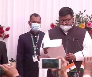 جھارکھنڈ کی ہیمنت سورین حکومت کی کابینہ کی توسیع، حفیظ الحسن نے عہدۂ وزارت کا حلف اٹھایا