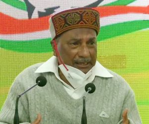 دو محاذوں پر جنگ جیسی صورت حال، مودی حکومت فوج کی حوصلہ شکنی میں مصروف: اے کے انٹونی