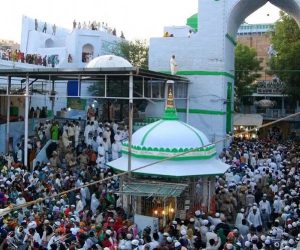 اقلیتی کمیشن میں عہدے خالی ہونے پر وزارت کو نوٹس