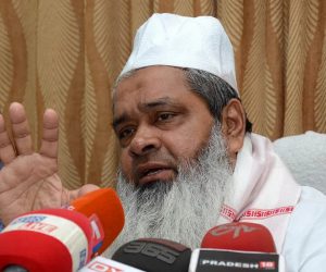 امت شاہ کی آسام میں پولرائزیشن کی کوشش، بدرالدین اجمل پر لگایا ’لینڈ جہاد‘ کا الزام