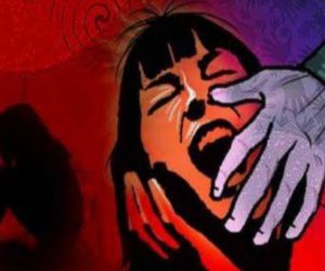 بہار: خاتون نے منچلے شخص کی دست درازی کی مخالفت کرنے پر شیر خوار بچی کو آگ میں پھینک دیا