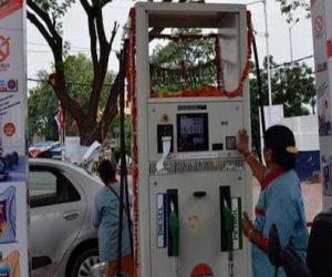 پٹرول اور ڈیزل کے داموں میں آگ لگنے کا سلسلہ جاری، تین دن کے بعد آج پھر اضافہ