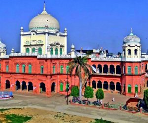 قرآن حکیم میں تحریف کے قائل لوگ خارج اسلام ہیں: دارالعلوم دیوبند