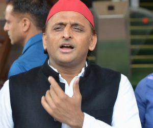 میرے خلاف ایف آئی آر بی جے پی کی مایوسی کا ثبوت: اکھیلیش