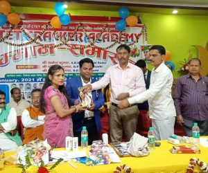 سی ٹی ای ٹی کریکر اکیڈمی کی جانب سے CTET امتحان میں کامیاب طلبا کے اعزاز منعقد سمان سماروہ میں طلباء طالبات سرفراز