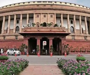 نجکاری کے خلاف بینک ملازمین کی ہڑتال، راجیہ سبھا میں نوٹس پیش