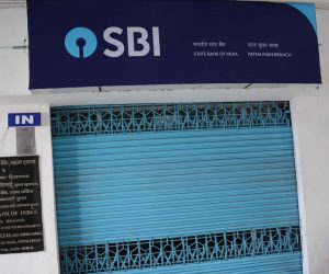 صارفین دھیان دیں! اپریل کے مہینے میں 15 دن رہیں گے بینک بند