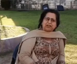 داڑھی والے استاد کو ‘ ملی ٹینٹ ‘ کہنے والی ’خاتون افسر‘ کے خلاف ‘وجہ بتاؤ نوٹس’ جاری