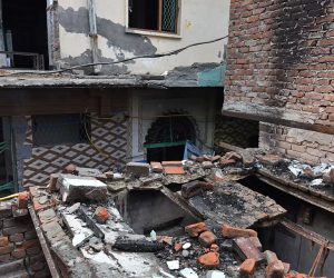 دہلی فسادات: مدینہ مسجد پر حملے کے معاملے میں پولیس کو عدالت کی پھٹکار