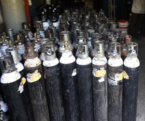 اورنگ آباد: کورونا متاثرین کیلئے نعمت ثابت ہورہا ہے بارون کا آکسیجن گیس سلینڈر ریفلنگ یونٹ