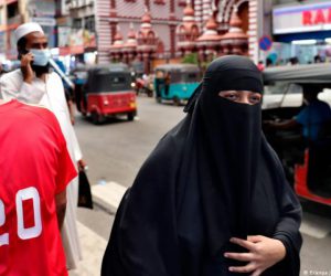 برقعہ مذہبی انتہا پسندی کی علامت ہے، سری لنکا کے وزیر سلامتی امور