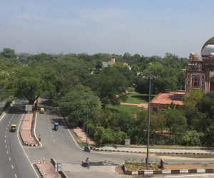 قومی راجدھانی دہلی میں لاک ڈاؤن میں ایک ہفتے تک توسیع