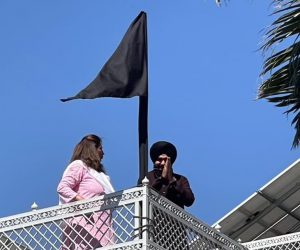 کسان تحریک: سدھو نے گھر پر لہرایا سیاہ پرچم، جدوجہد جاری رکھنے کے عزم کا اظہار