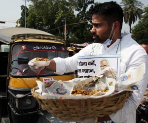 ہندوستان میں بے روزگاری تین دہائیوں کے عروج پر: بین الاقوامی رپورٹ