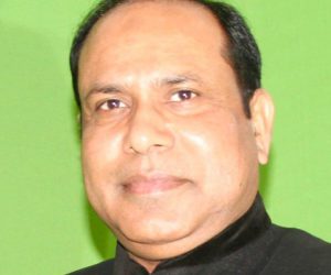 اوقاف کے امام فاقہ کشی کا شکار کیجریوال کی مسلم دشمنی آشکار کورونا کیسیز گھٹنے کا دعویٰ، لاک ڈاؤن سخت میٹرو بھی بند تاکہ مسلمان عید نہ مناسکیں: کلیم الحفیظ