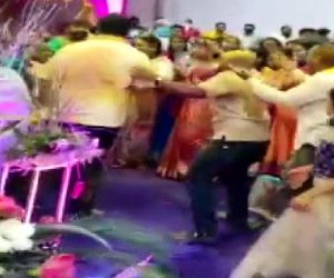 مہاراشٹر میں شادی کے دوران کورونا اصولوں کی خلاف ورزی، بی جے پی رکن اسمبلی کے خلاف ایف آئی آر