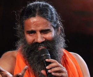 بابا رام دیو کو نیپال نے دیا جھٹکا، کورونیل دوا کی مارکیٹنگ پر لگائی پابندی