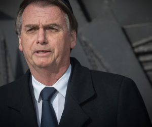 برازیلی صدر کی بغیر ماسک ریلی میں شرکت، 90 یورو کا جرمانہ عائد