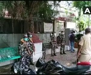 ای ڈی نے مہاراشٹرا کے سابق وزیر داخلہ انل دیشمکھ کے ناگپور اور ممبئی کے مقامات پر مارے چھاپے