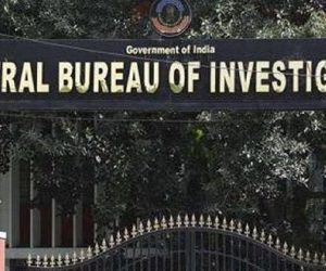 یو پی: الیکشن قریب آتے ہی چھاپہ ماری کا دور شروع، 40 مقامات پر سی بی آئی ریڈ