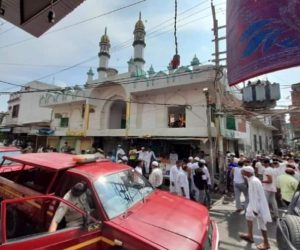 میرٹھ میں مسجد کی دیوار گرنے سے دو نمازی جاں بحق،  نماز جمعہ کے موقع پر سانحہ پیش آیا، درجنوں زخمی