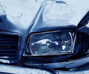 یو پی: جج محمد احمد خان پر قاتلانہ حملہ، تیز رفتار کار نے ماری ٹکر