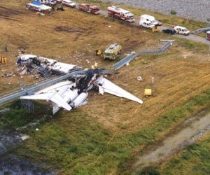 امریکا میں مسافر بردار طیارہ گرکر تباہ، 6 افراد ہلاک