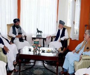 طالبان قیادت سے سابق افغان صدر حامد کرزئی اور عبداللہ عبداللہ کی اہم ملاقات