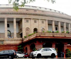 پارلیمنٹ میں اپوزیشن کا زور دار ہنگامہ، وقفہ سوال مکمل نہ ہوسکا