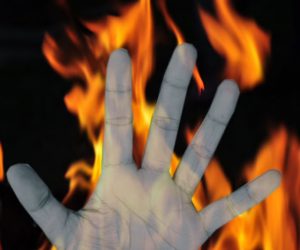 یوپی: مہوبہ میں جشن آزادی کے دن زندہ جلائی گئی خاتون زندگی کی جنگ ہار گئی