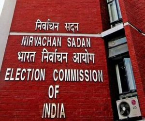 ٹی ایم سی کے وفد نے ضمنی انتخاب جلد کرانے کے لئے الیکشن کمشنر سے کی ملاقات