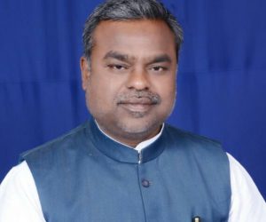 قد آور سیاسی لیڈر شبیراحمد کی کانگریس میں واپسی سے سیاسی منظرنامہ بدلے گا محمد صادق آرزو سمیت کئی سرکردہ شخصیات نے پیش کی نیک خواہشات